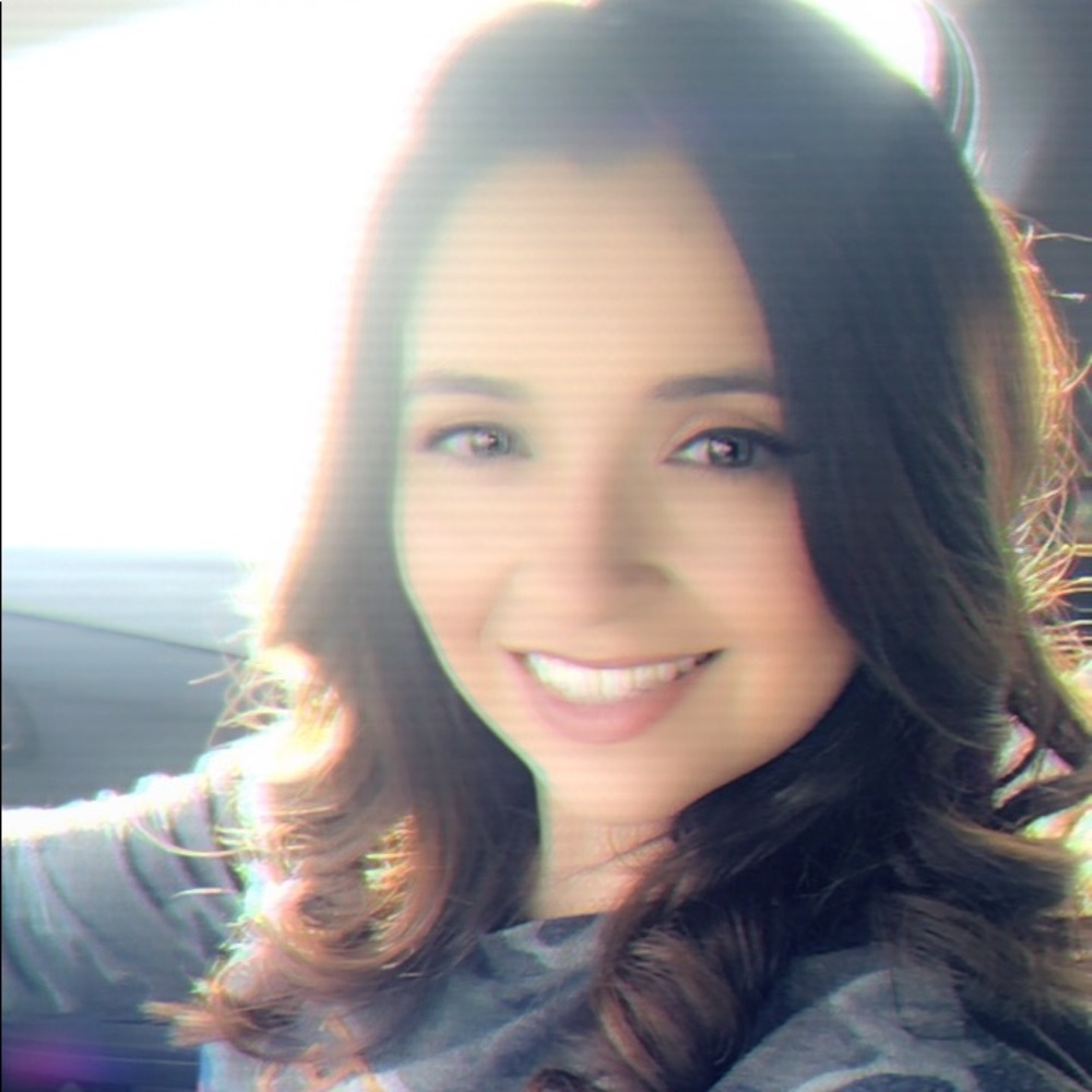 Meet your Posher, Roxanna